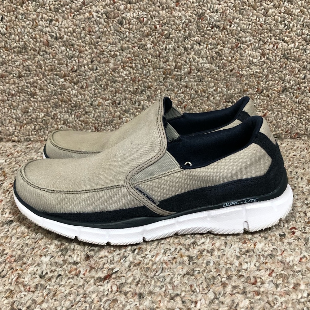 Skechers Equalizer Memory Foam Shoes Men’s 8.5 Women’s 10 Grey Navy White